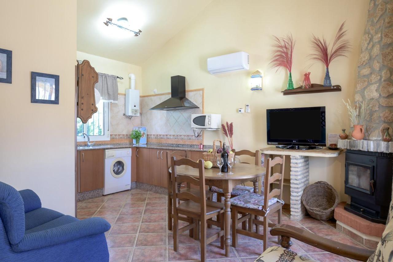 Casa Dalia Con Piscina Privada Villa โกนิล เด ลาฟรอนเตรา ภายนอก รูปภาพ