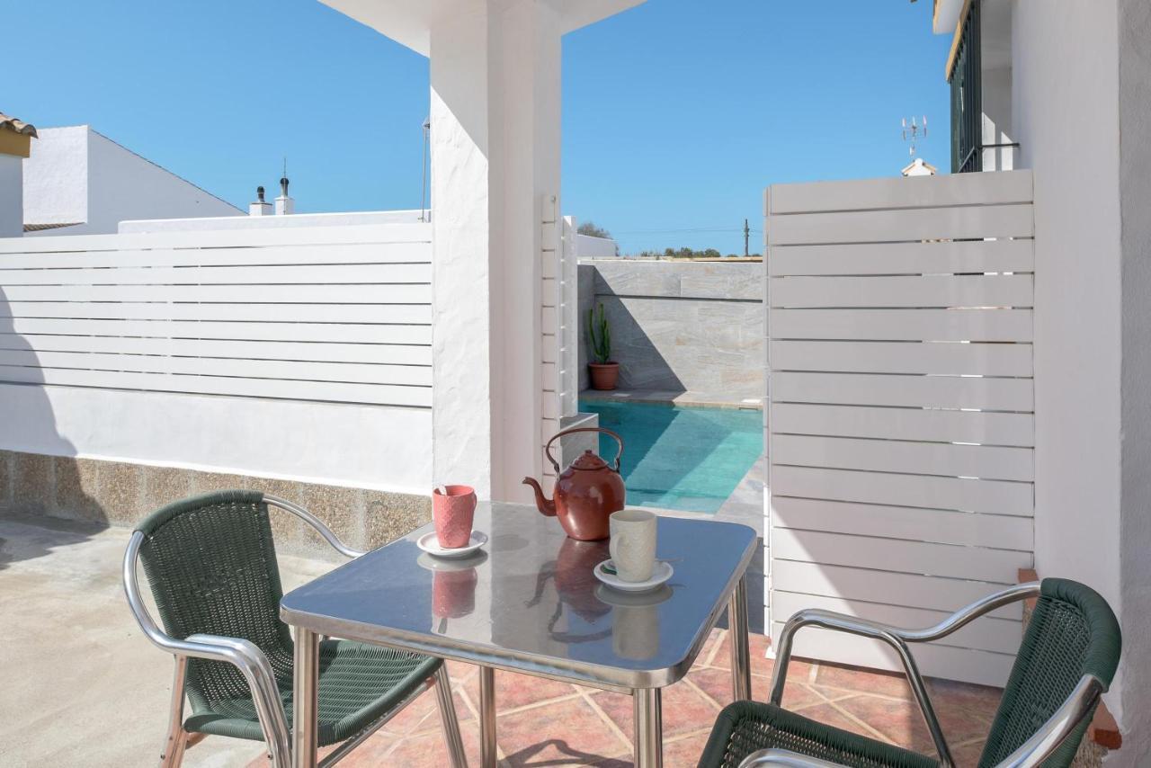 Casa Dalia Con Piscina Privada Villa โกนิล เด ลาฟรอนเตรา ภายนอก รูปภาพ